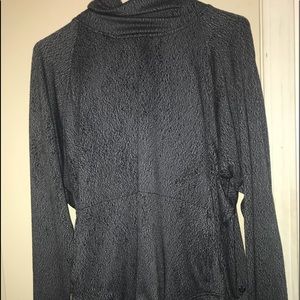 Lululemon pullover 💙